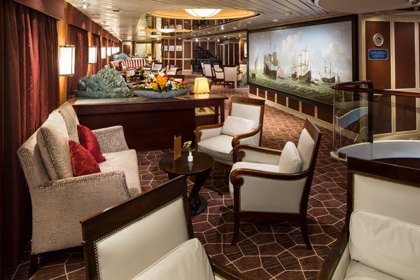 ExplorersLounge-8