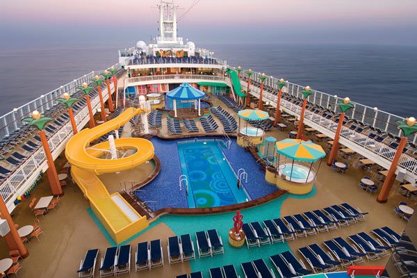 ncl_Jewel_Public_Sapphre_Pool_2