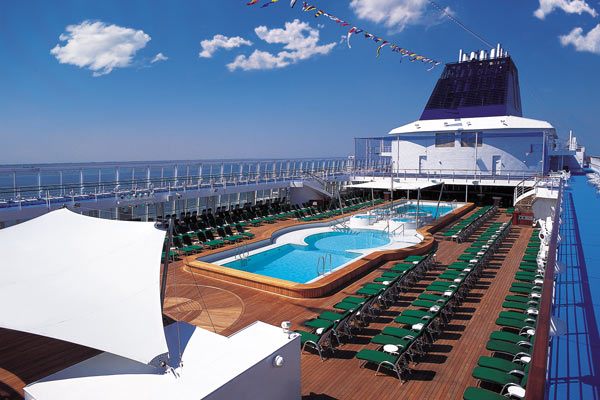 ncl_Sky_Public_Mn_Pool