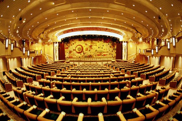 RCI_Enchant_Theater_UR