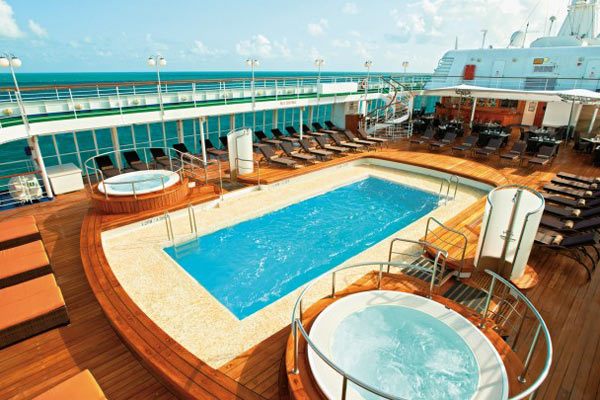 SilverCloud_PoolDeck