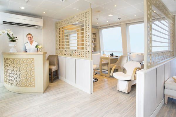 SilverGalapagos_BeautySalon